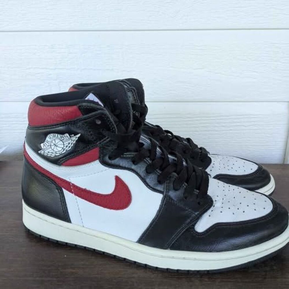 JORDAN ONE